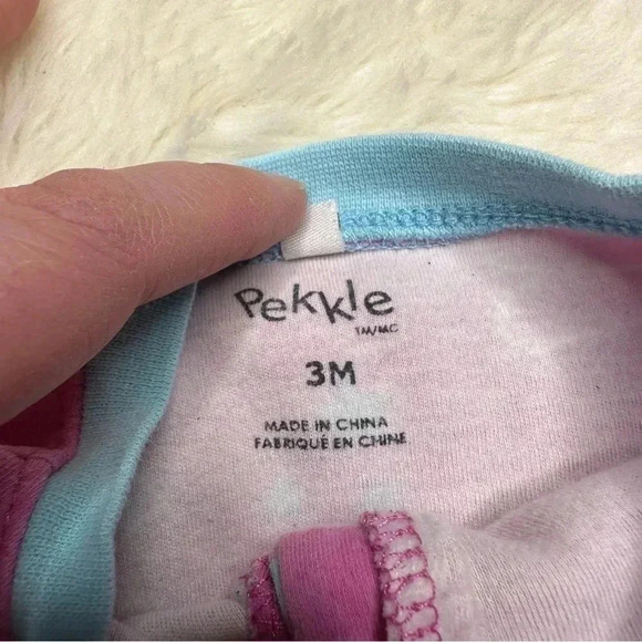 Pekkle Footed Onesie Pajamas Pink, Blue,  & White Crown Size 3 Months - Picture 5 of 16